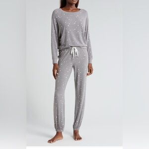 Honeydew Intimates Gray Pajama Set with Star Print